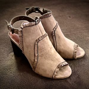 MIA Olive Peeptoe Booties, 8.5